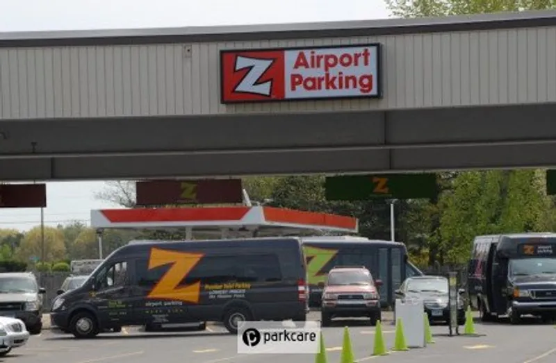 Z Airport Parking image 5