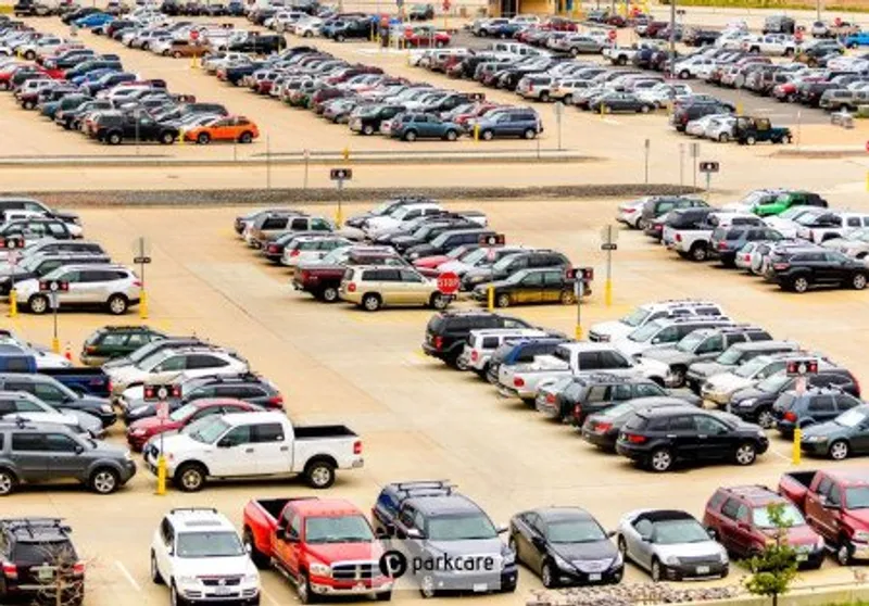 DoubleTree San Jose Airport Parking image 1