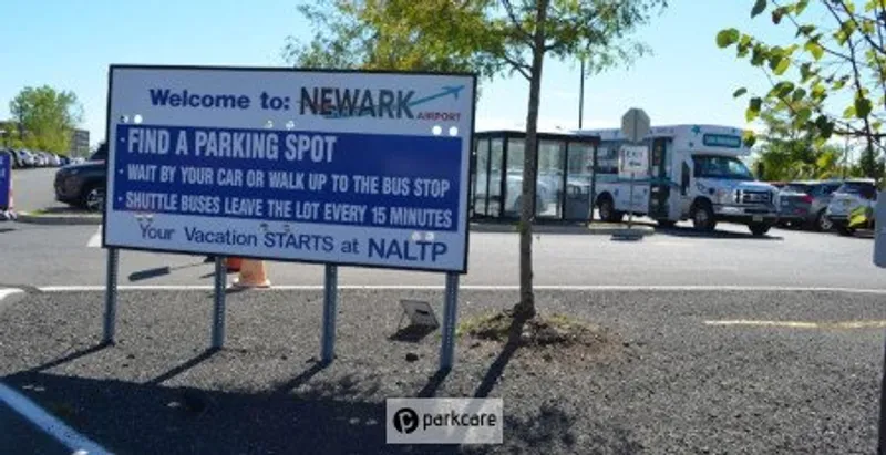 Long Term Parking Newark image 4