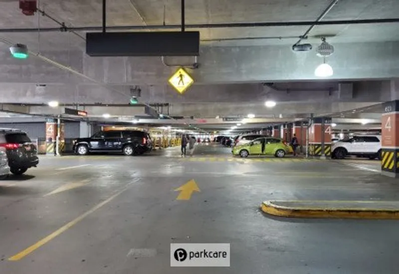 Toronto Pearson Terminal 1 Parking image 2